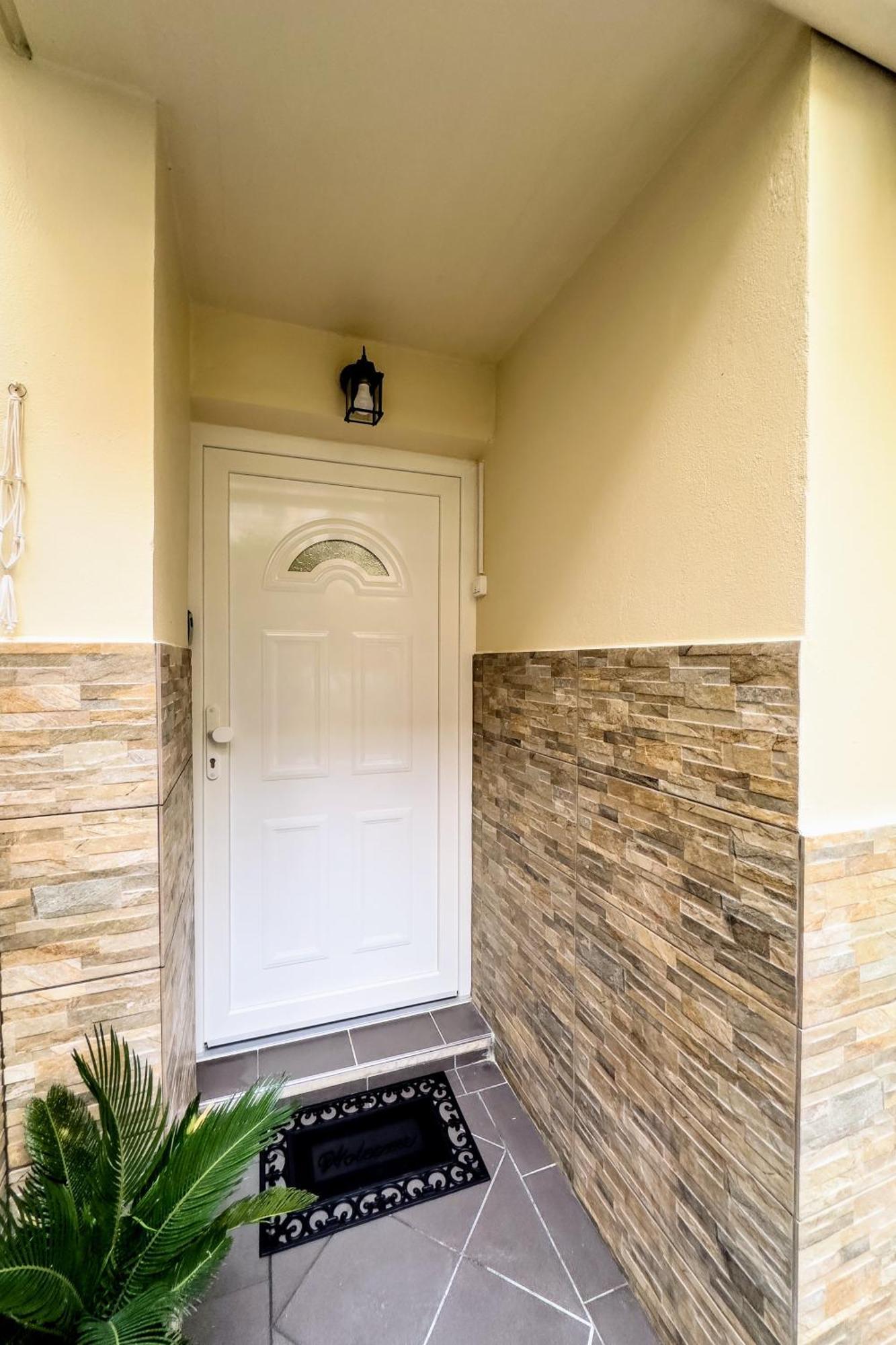 Νόστος Στο Κέντρο Των Ιωαννίνων Apartment Янина Екстериор снимка